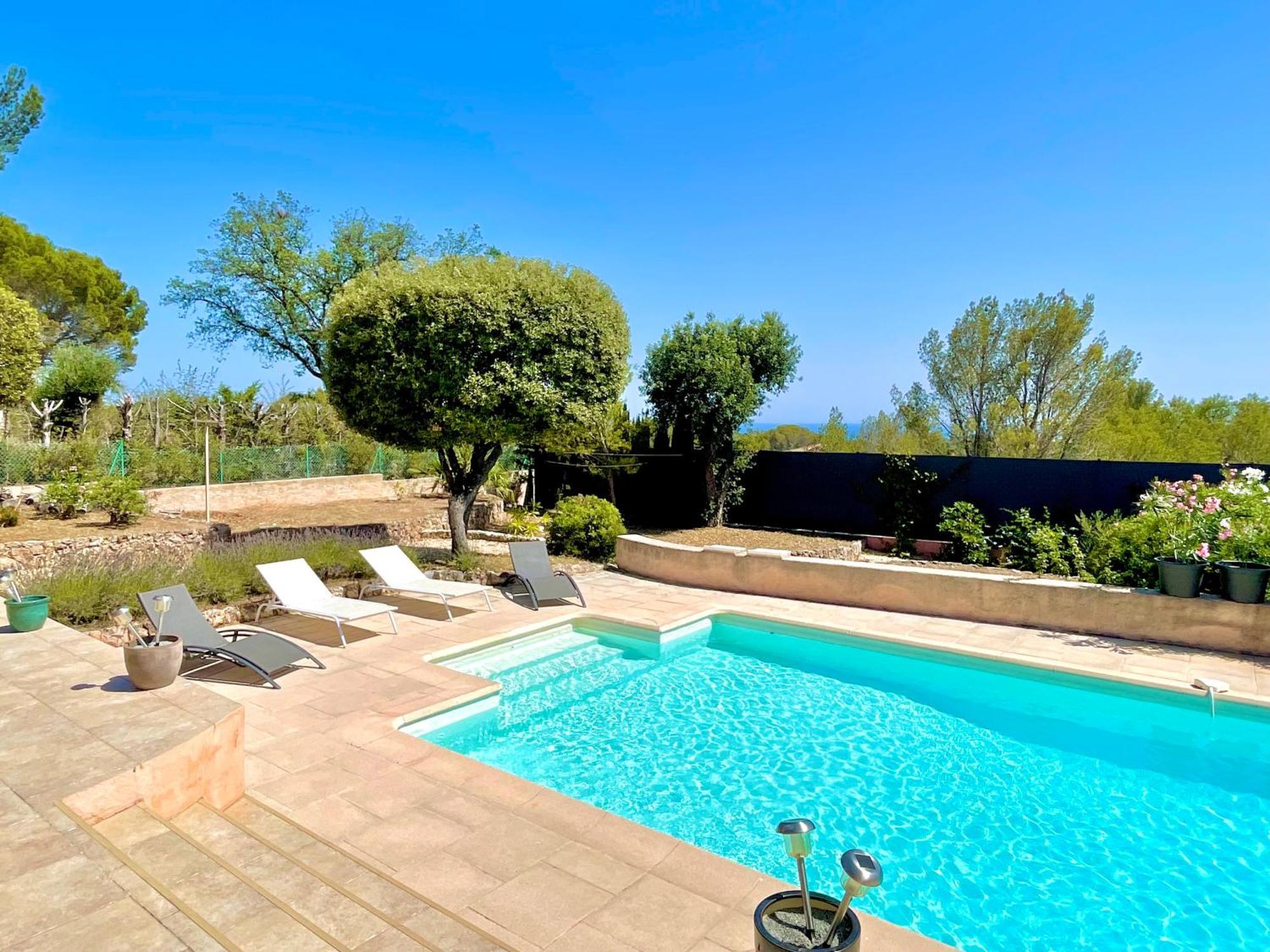 Charming French Riviera Villa // Pool, Seaview, Ac, 9Pax // Saint-Raphaël 外观 照片
